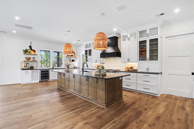 3917 Delinger Drive, Mount Pleasant, SC 29466