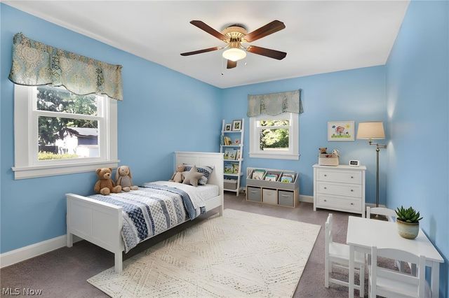 2690 S Canfield Niles Road, Youngstown, OH 44515