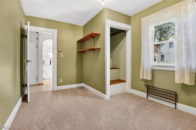 2690 S Canfield Niles Road, Youngstown, OH 44515