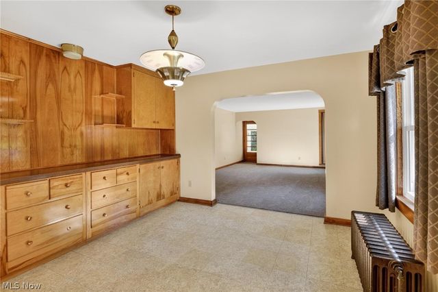 2690 S Canfield Niles Road, Youngstown, OH 44515
