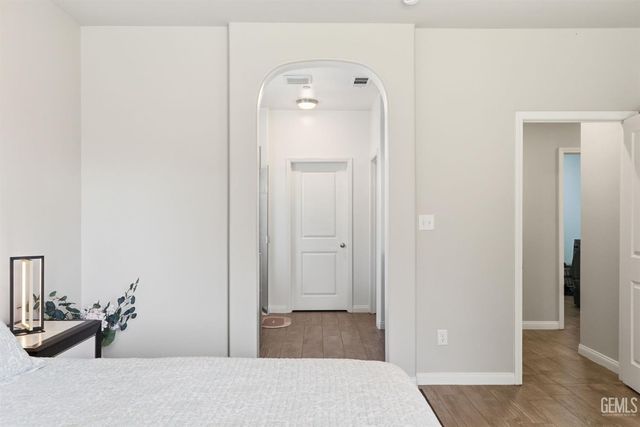 9005 Ribston Avenue, Bakersfield, CA 93312