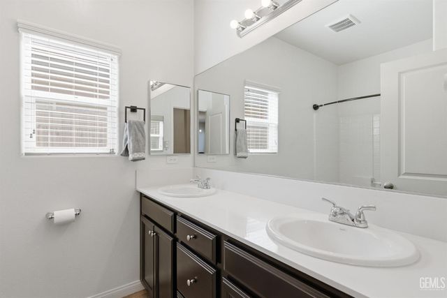 9005 Ribston Avenue, Bakersfield, CA 93312