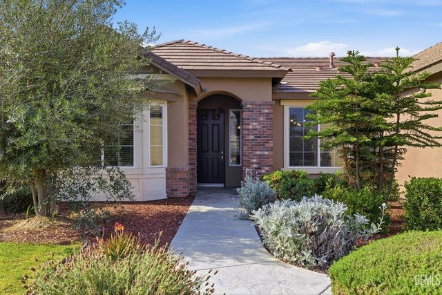 9005 Ribston Avenue, Bakersfield, CA 93312