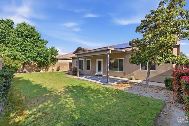 9005 Ribston Avenue, Bakersfield, CA 93312