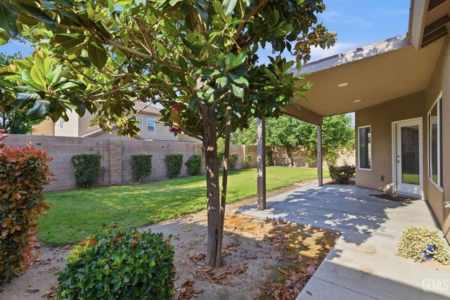 9005 Ribston Avenue, Bakersfield, CA 93312