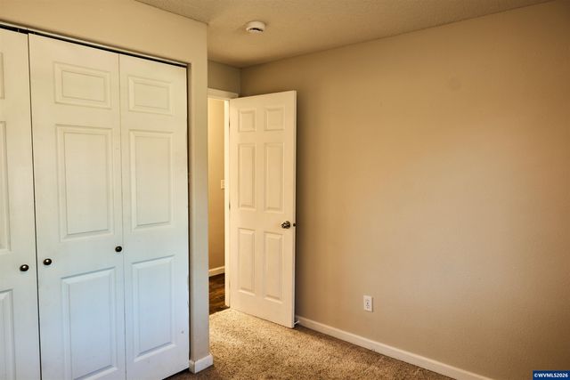 4674 Red Cherry Ct SE, Salem, OR 97317