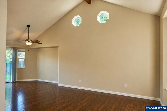 4674 Red Cherry Ct SE, Salem, OR 97317