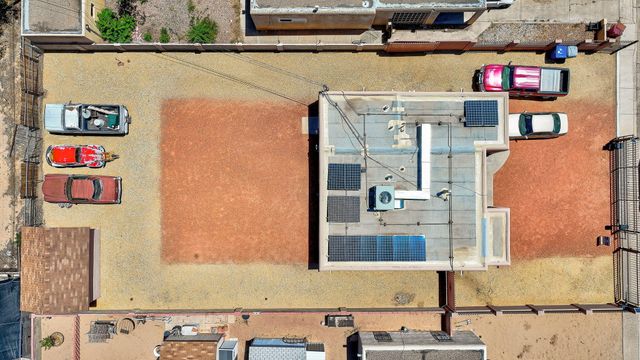 324 62nd Street NW, Albuquerque, NM 87105