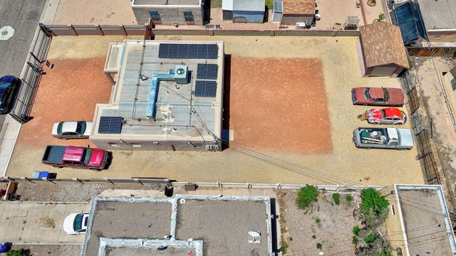 324 62nd Street NW, Albuquerque, NM 87105