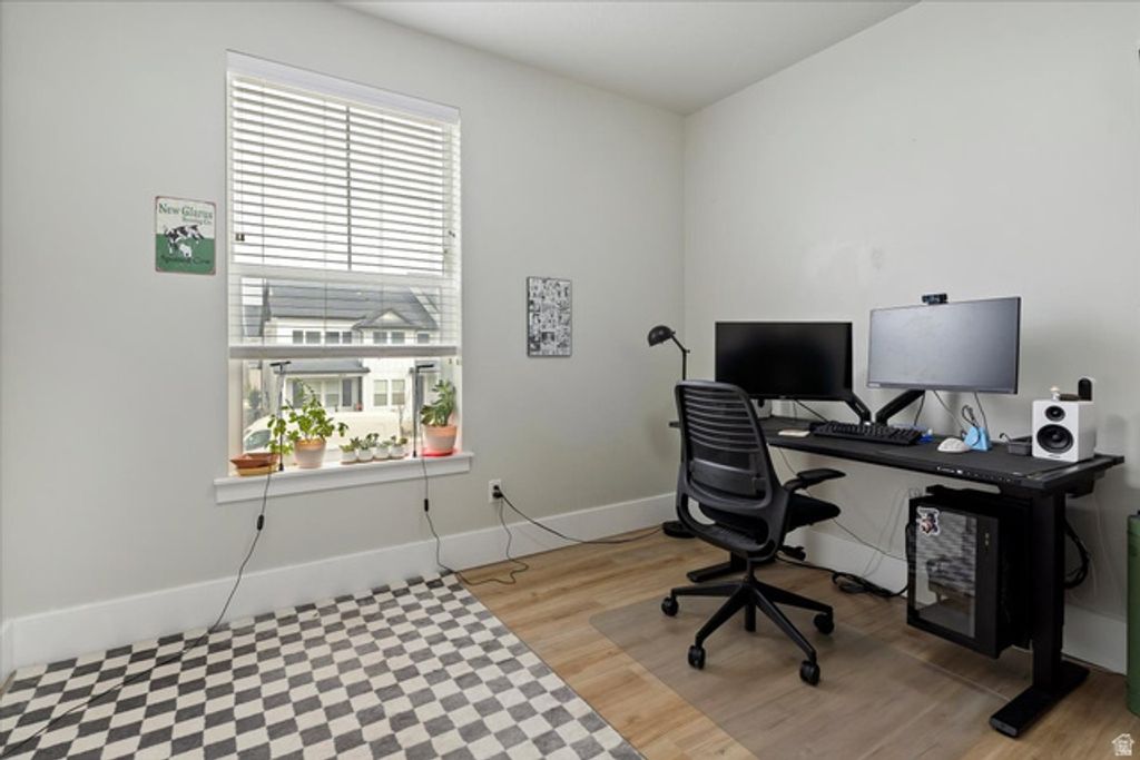 Image 15 of property listing at 4210 W 1850 N #I-202, Lehi, UT 84043