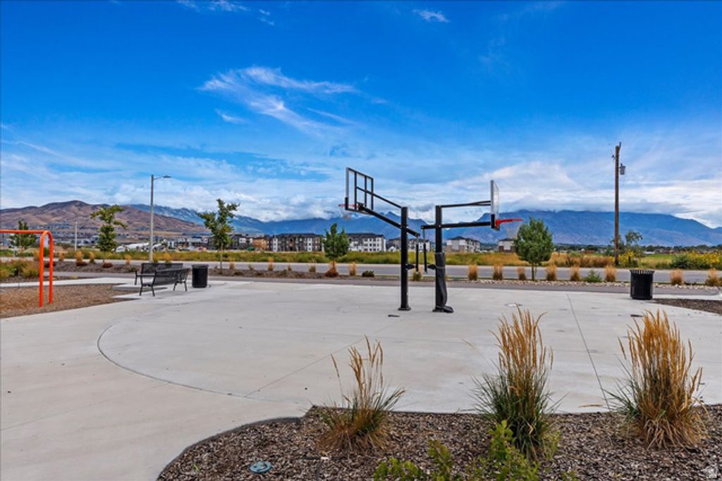 Image 20 of property listing at 4210 W 1850 N #I-202, Lehi, UT 84043