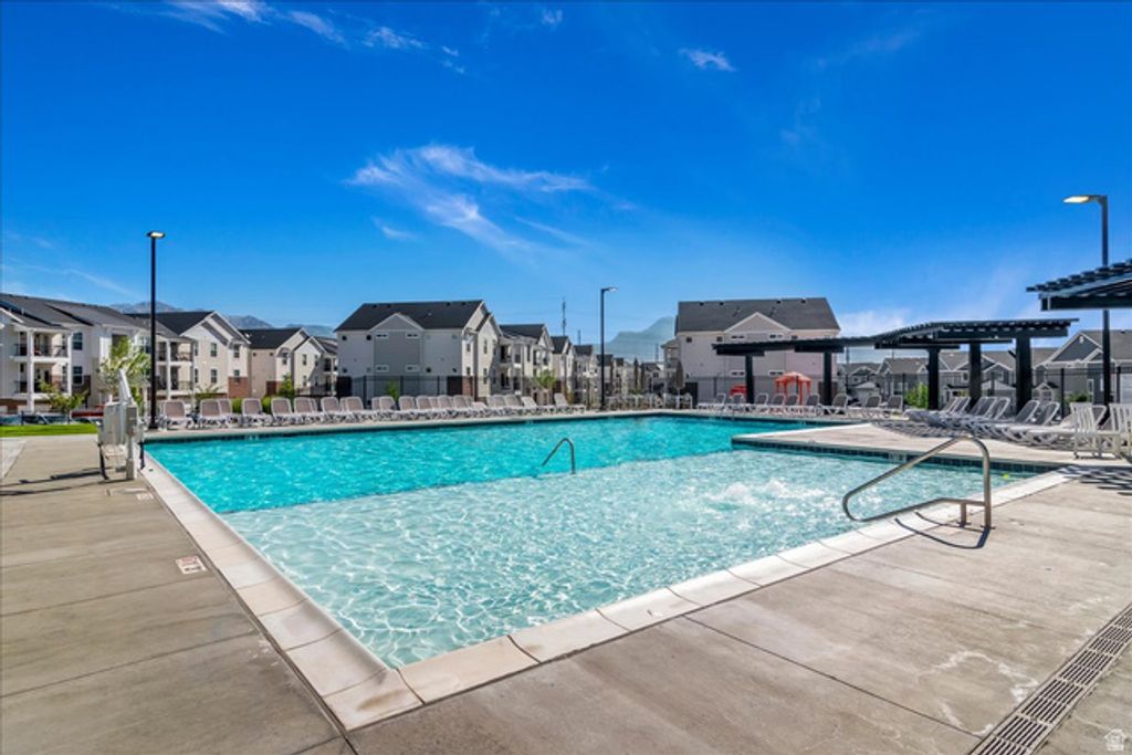 Image 23 of property listing at 4210 W 1850 N #I-202, Lehi, UT 84043