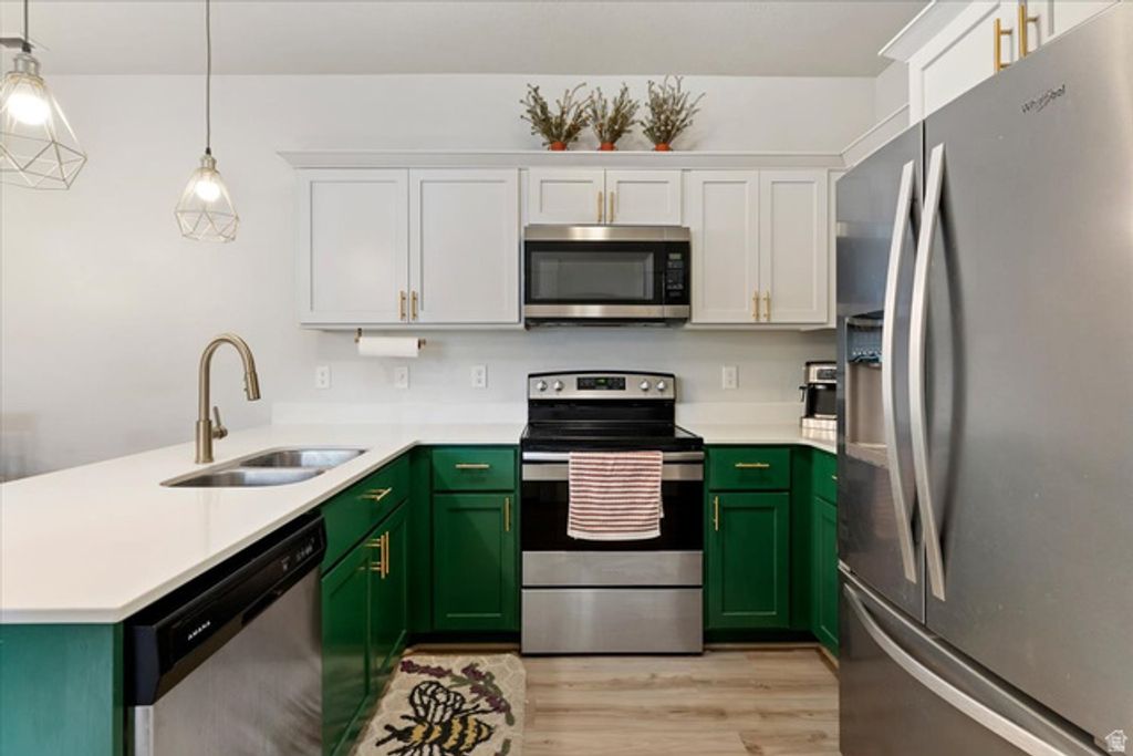 Image 9 of property listing at 4210 W 1850 N #I-202, Lehi, UT 84043
