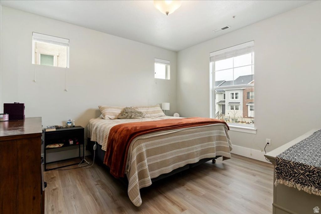 Image 10 of property listing at 4210 W 1850 N #I-202, Lehi, UT 84043