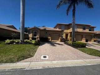 7850 Lake Sawgrass LOOP 4111, Fort Myers, FL 33907