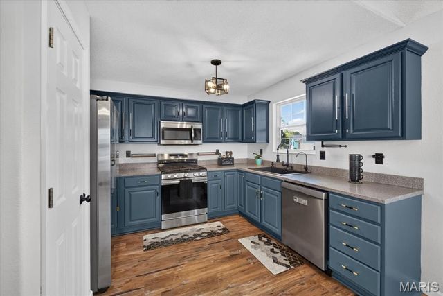 3 Huntington Place Drive, Glen Carbon, IL 62034
