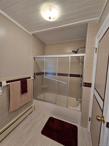 6 May Place, Beacon, NY 12508