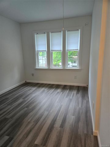 6 May Place, Beacon, NY 12508