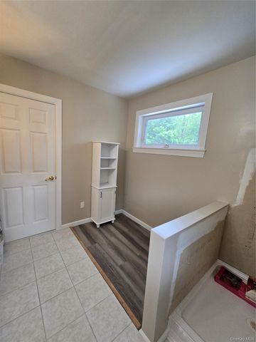 6 May Place, Beacon, NY 12508