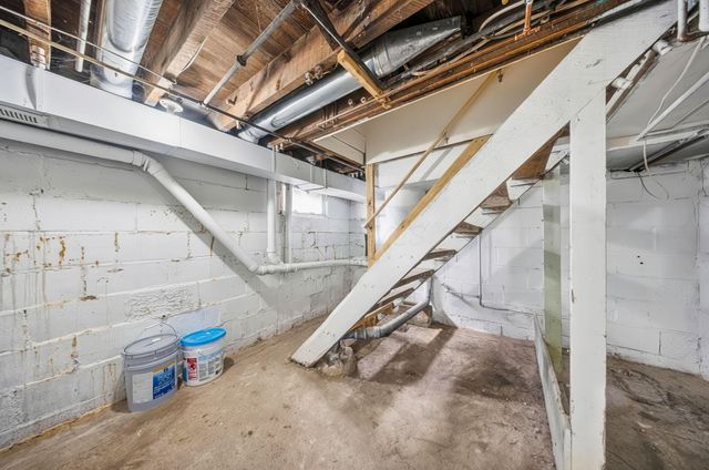 351 W William Street, Delaware, OH 43015