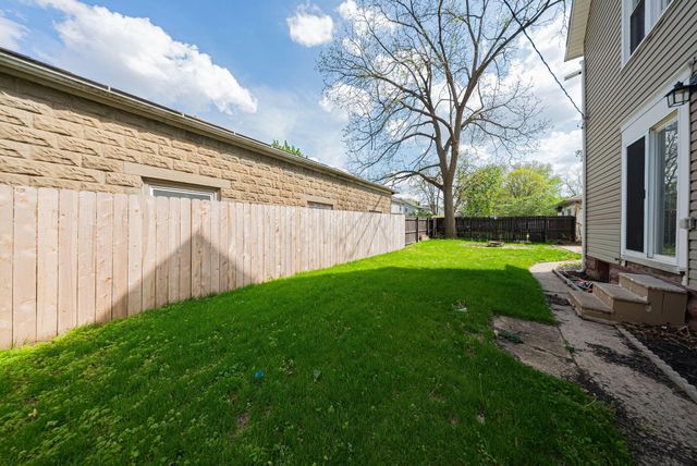 351 W William Street, Delaware, OH 43015