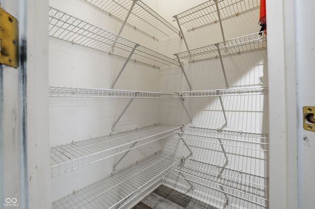 2380 Colfax Lane, Indianapolis, IN 46260