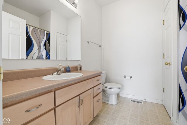 2380 Colfax Lane, Indianapolis, IN 46260