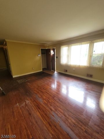 519 Trinity St, Plainfield City, NJ 07063