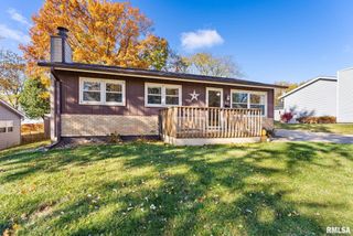 4610 N RIPLEY Street, Davenport, IA 52806