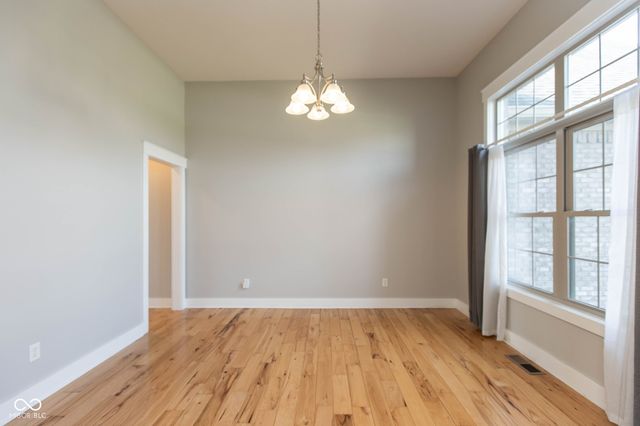 1041 Golden Leaf Drive, Martinsville, IN 46151