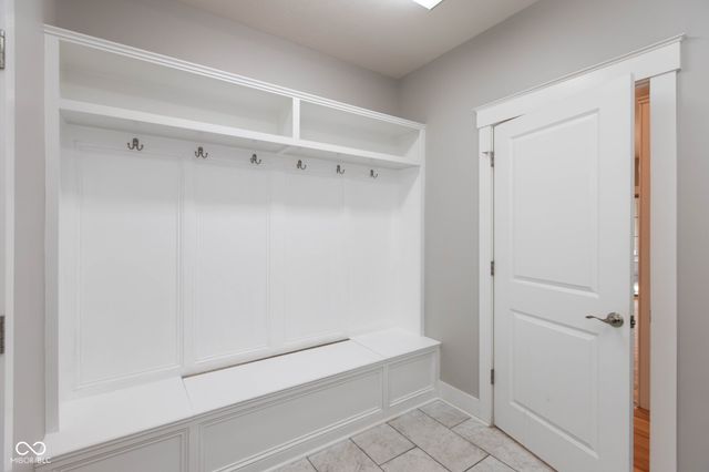 1041 Golden Leaf Drive, Martinsville, IN 46151