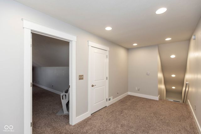 1041 Golden Leaf Drive, Martinsville, IN 46151