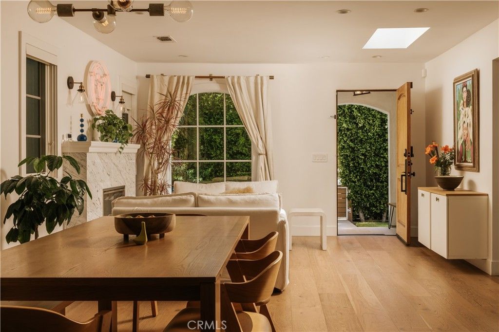 1111 S Plymouth Boulevard, Los Angeles, CA 90019 — photo 3
