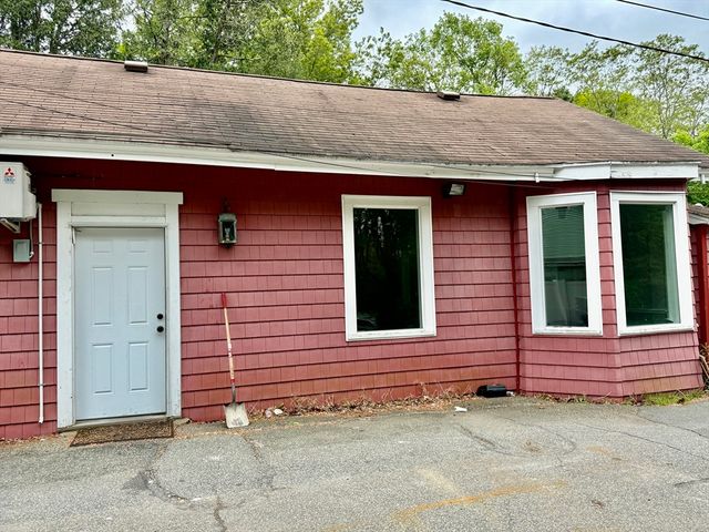 112 Haverhill St B, North Reading, MA 01864