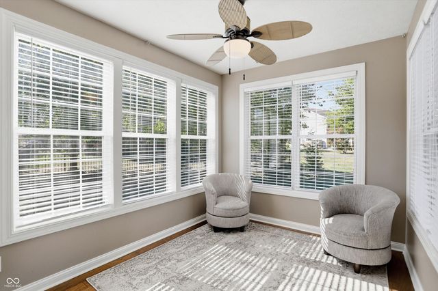 3374 Paisley Pointe, Whitestown, IN 46075