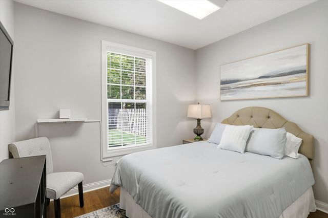 3374 Paisley Pointe, Whitestown, IN 46075