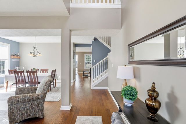 3374 Paisley Pointe, Whitestown, IN 46075