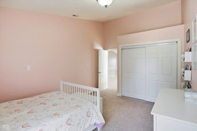 3374 Paisley Pointe, Whitestown, IN 46075