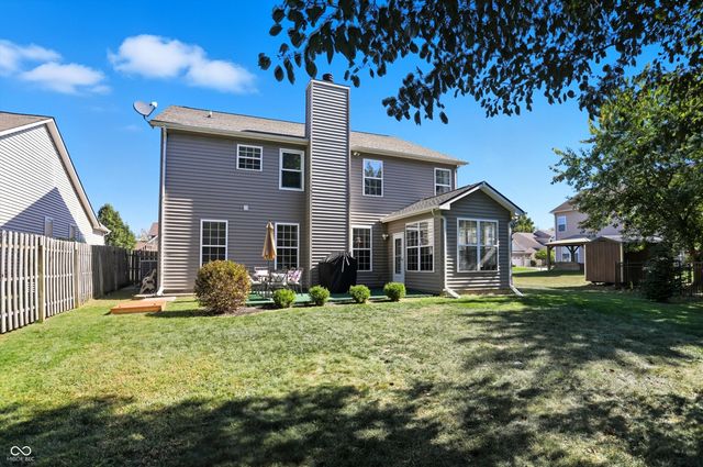 3374 Paisley Pointe, Whitestown, IN 46075