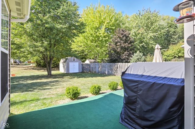 3374 Paisley Pointe, Whitestown, IN 46075