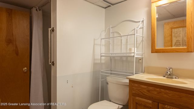 1500 Pierce Road, Lansing, MI 48910