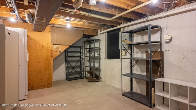 1500 Pierce Road, Lansing, MI 48910