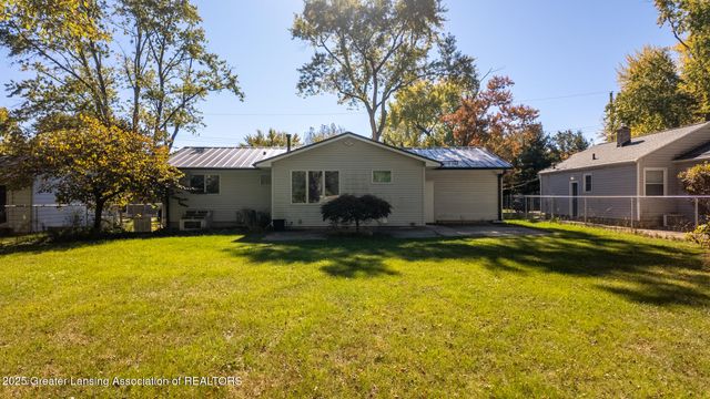 1500 Pierce Road, Lansing, MI 48910