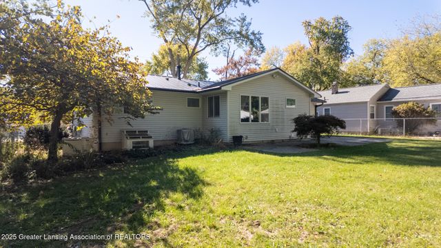 1500 Pierce Road, Lansing, MI 48910