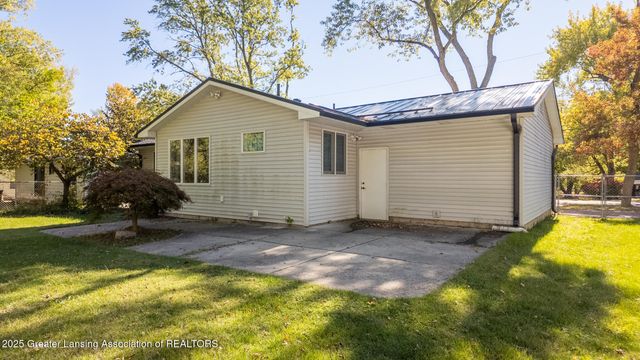 1500 Pierce Road, Lansing, MI 48910
