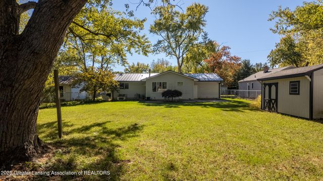 1500 Pierce Road, Lansing, MI 48910