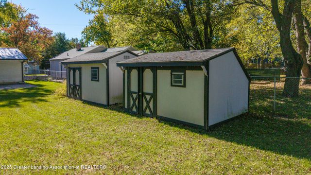 1500 Pierce Road, Lansing, MI 48910