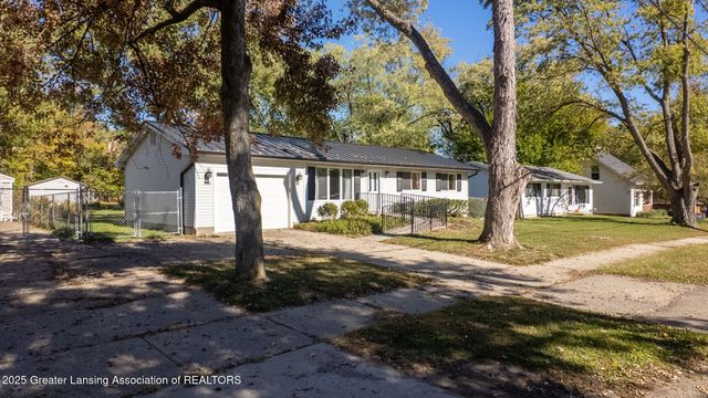 1500 Pierce Road, Lansing, MI 48910