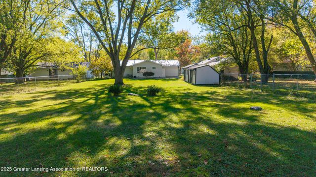 1500 Pierce Road, Lansing, MI 48910
