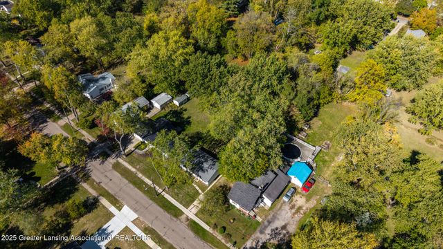 1500 Pierce Road, Lansing, MI 48910